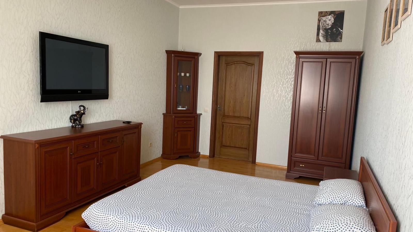 Comfortable Apartment On The Obolon Kiev Eksteriør billede